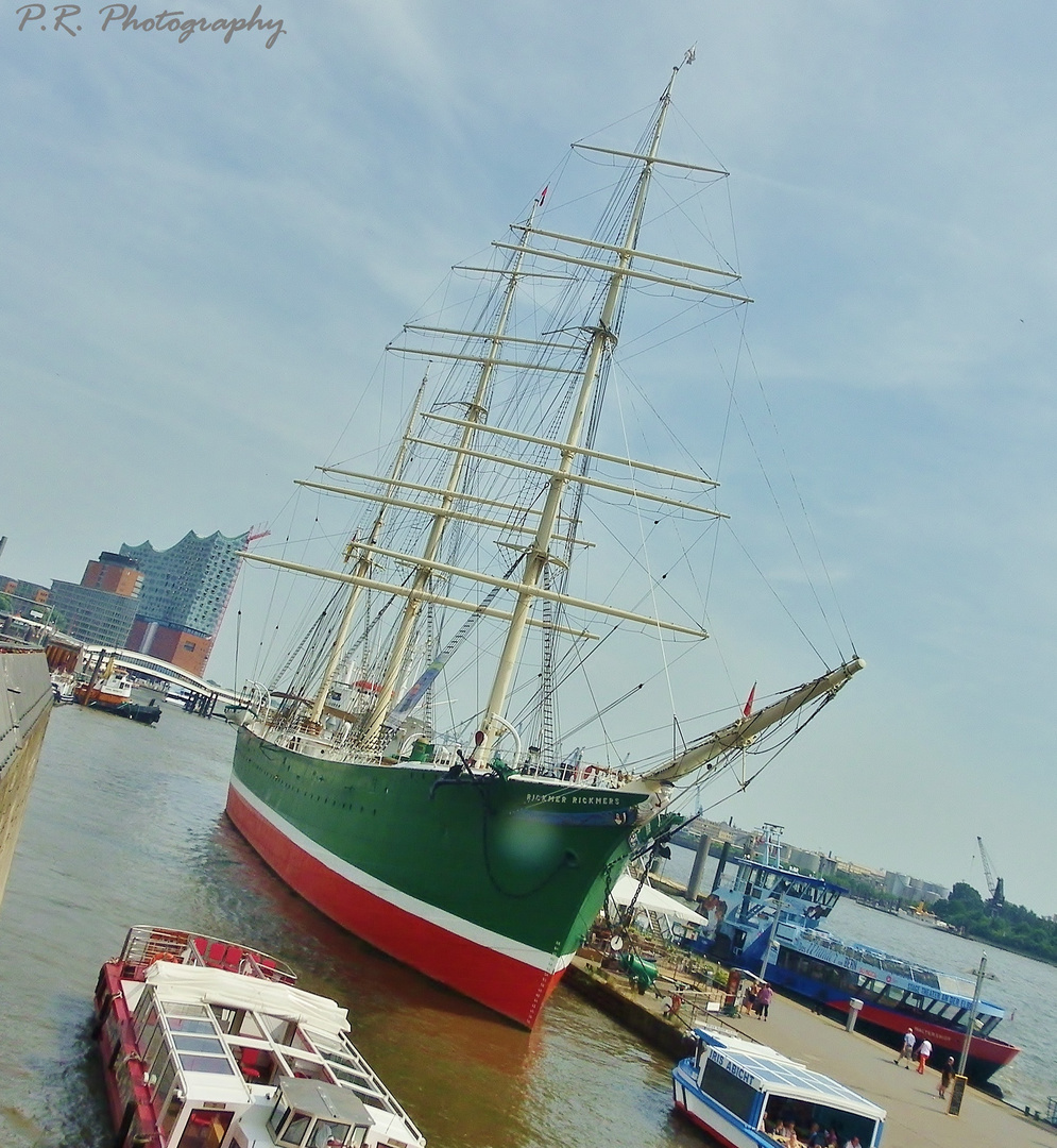 Hamburg Hafen Landungsbrücken