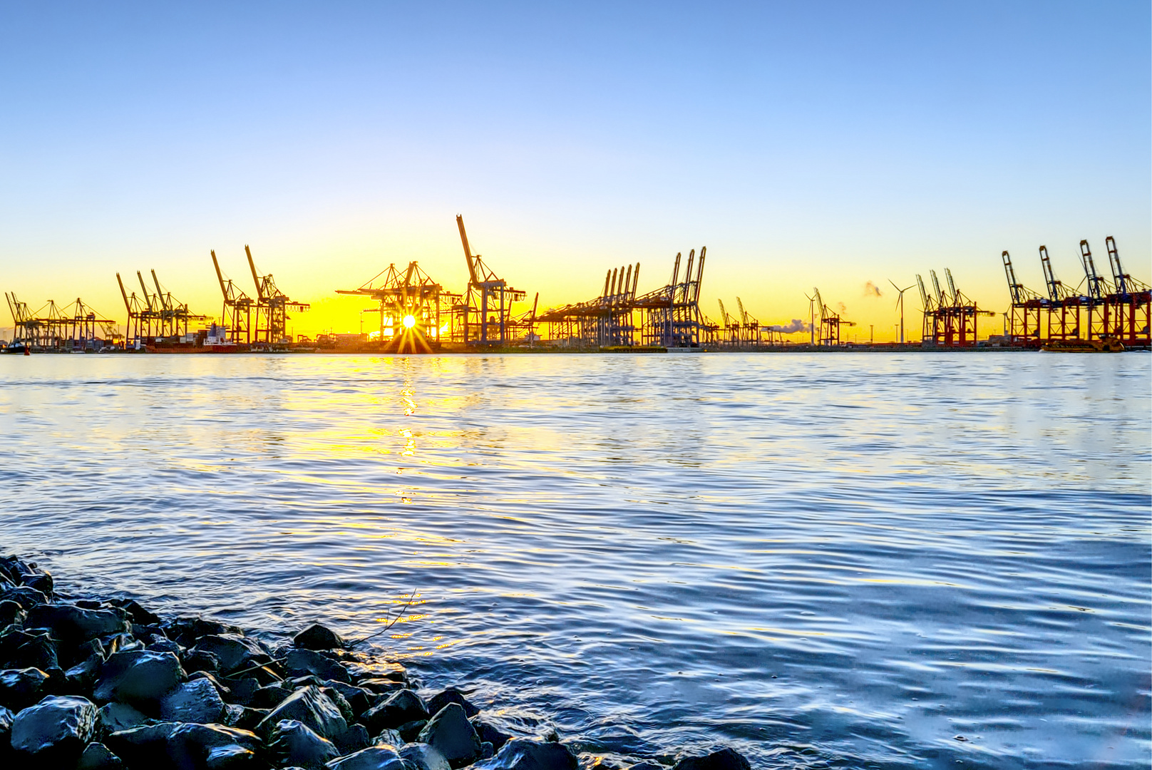 Hamburg Hafen Sonnenaufgang