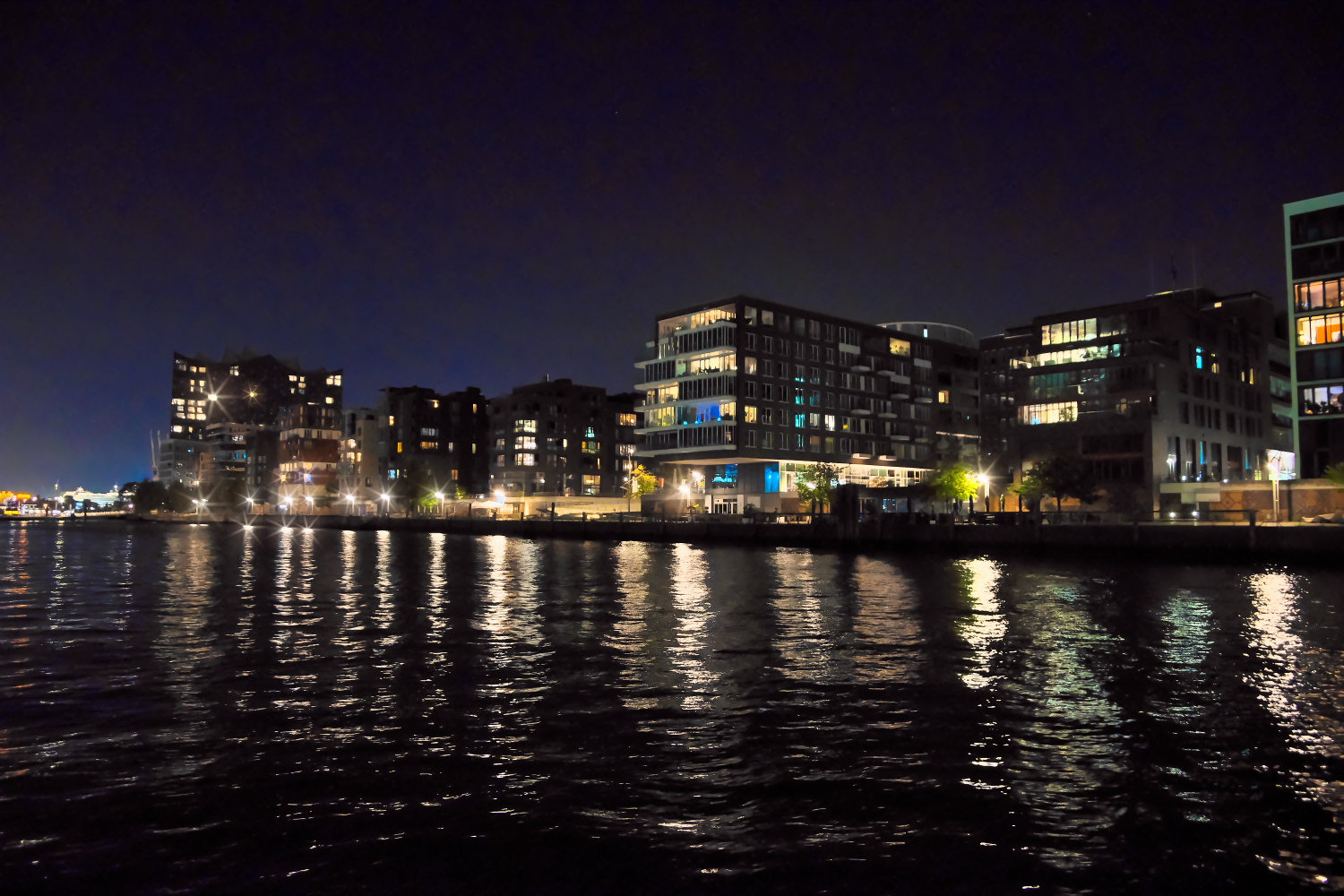 Hamburg Hafencity bei Nacht
