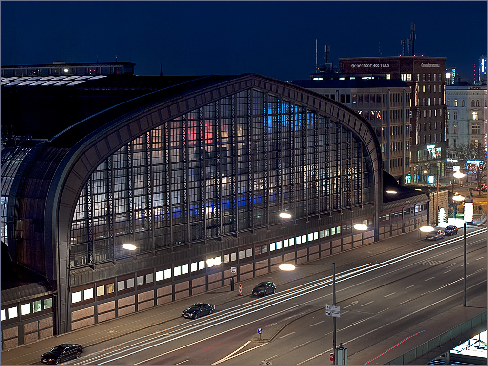 Hamburg Hauptbahnhof@night [2]