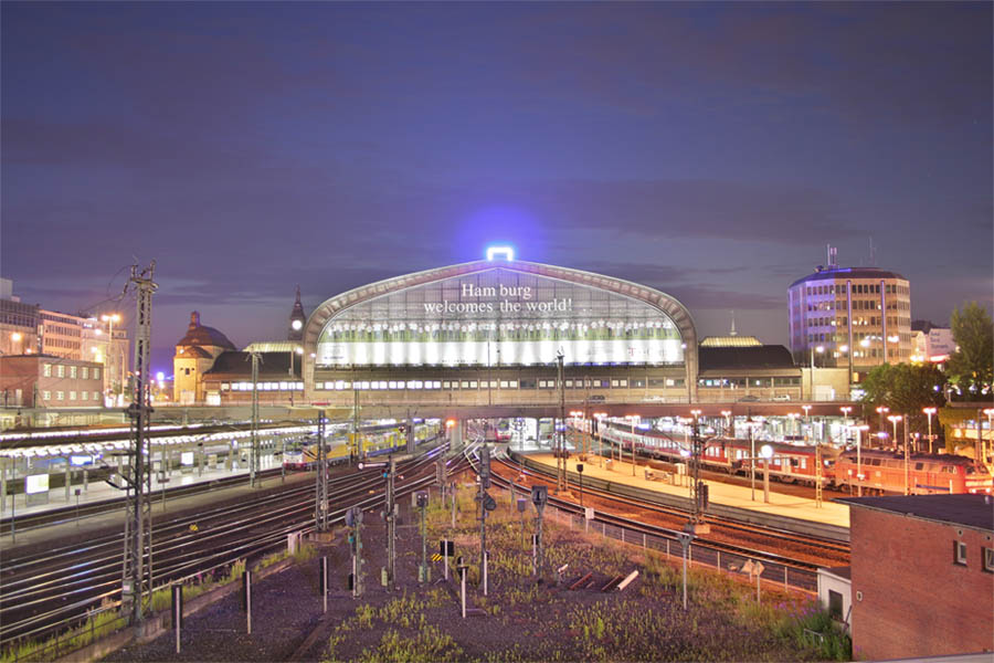 Hamburg Hbf bei Nacht