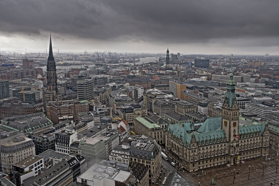  Hamburg  im Regen  Foto Bild deutschland europe world 