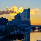 Hamburg im Sonnenaufgang