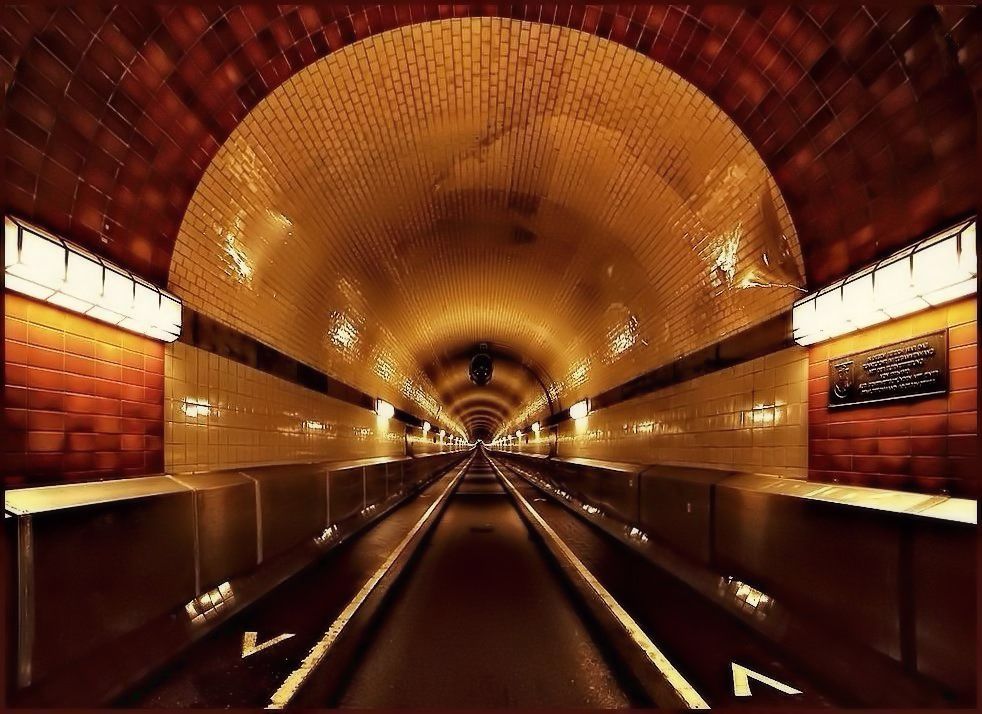 Hamburg Impressionen - Alter Elbtunnel Anno 1911