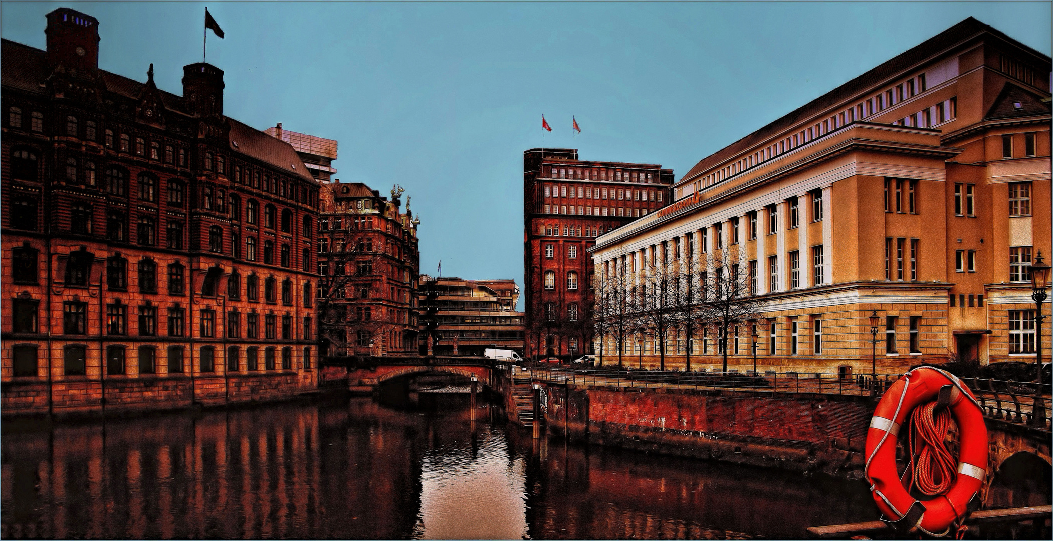 Hamburg Impressionen - Commerzbank an der Trostbrücke 