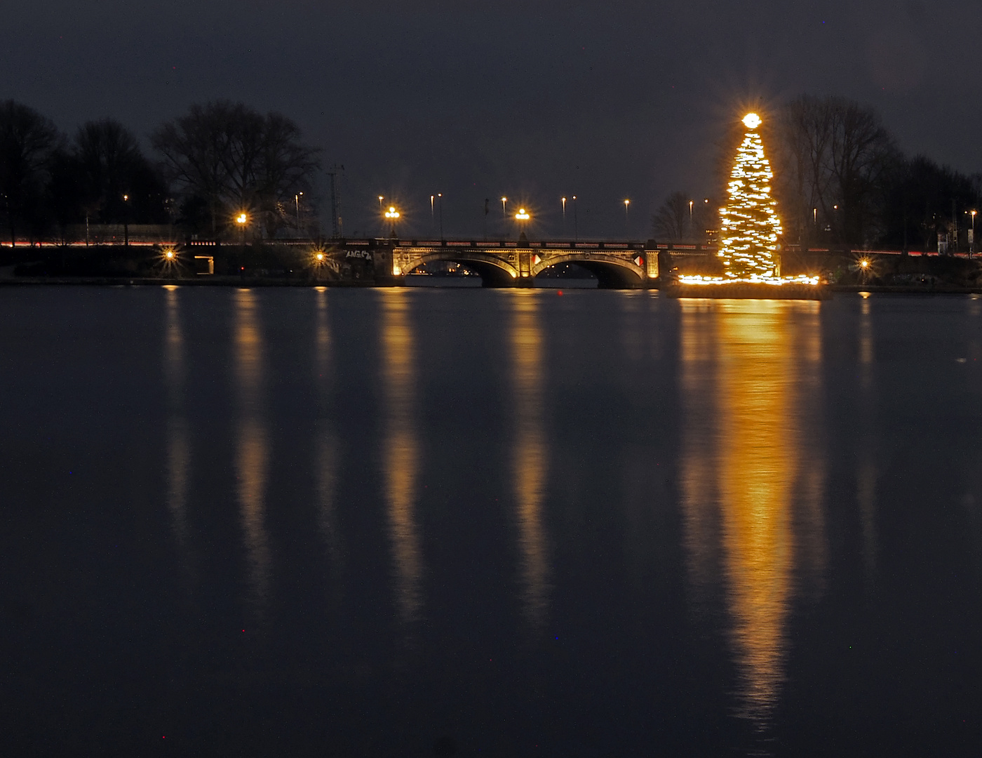 Hamburg in der Vorweihnachtszeit - Binnenalster