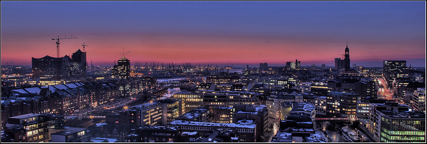 Hamburg in einer Winternacht