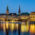 Hamburg. Jungfernsteg. Blaue Stunde.