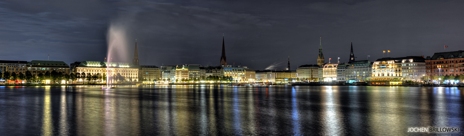 HAMBURG - Jungfernstieg