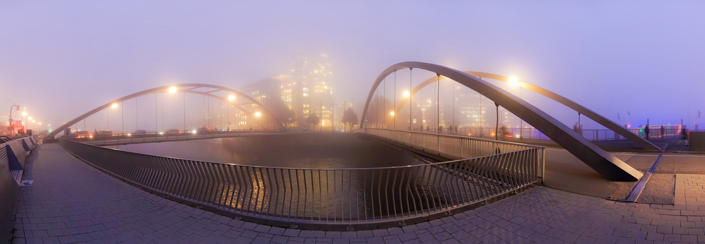 Hamburg Kehrwiederspitze + Niederbaumbrücken Pano