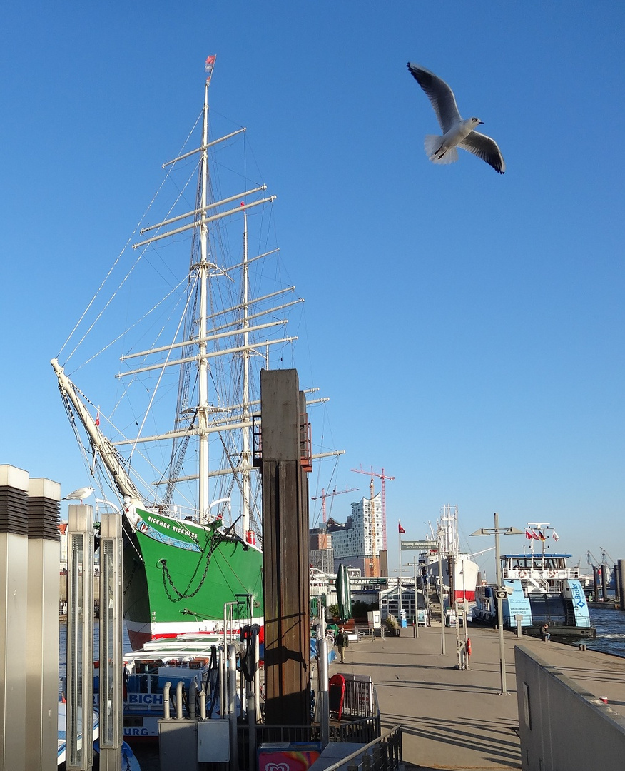 Hamburg - Landungsbrücken