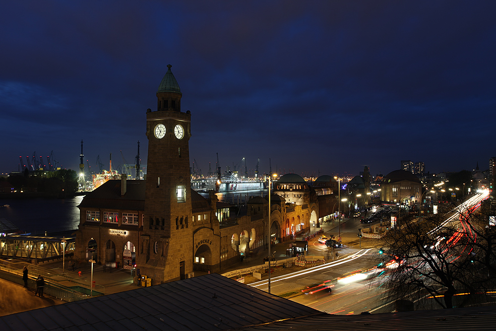 Hamburg - Landungsbrücken