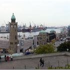 Hamburg - Landungsbrücken - "Am Weinrebenhang"