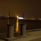 Hamburg Landungsbrücken bei Nacht