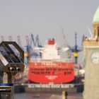 Hamburg - Landungsbrücken - Docks | 829. Hafengeburtstag