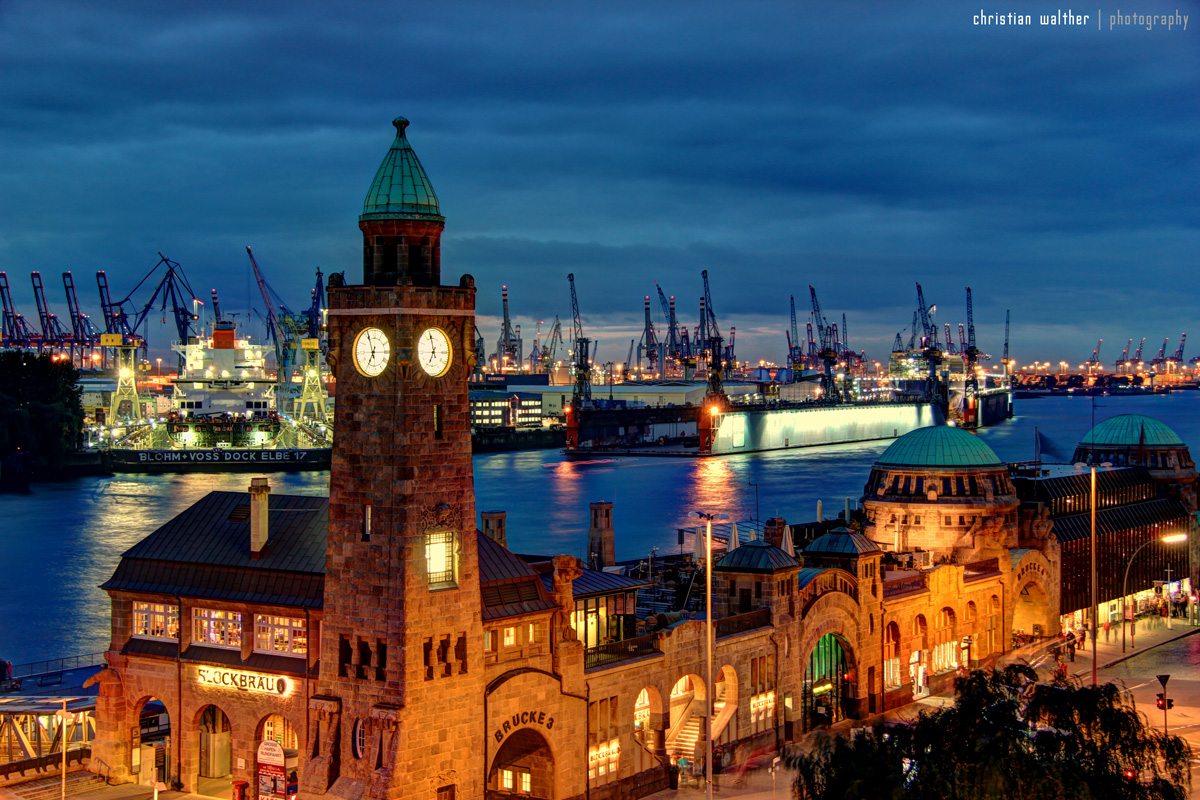 Hamburg - Landungsbrücken