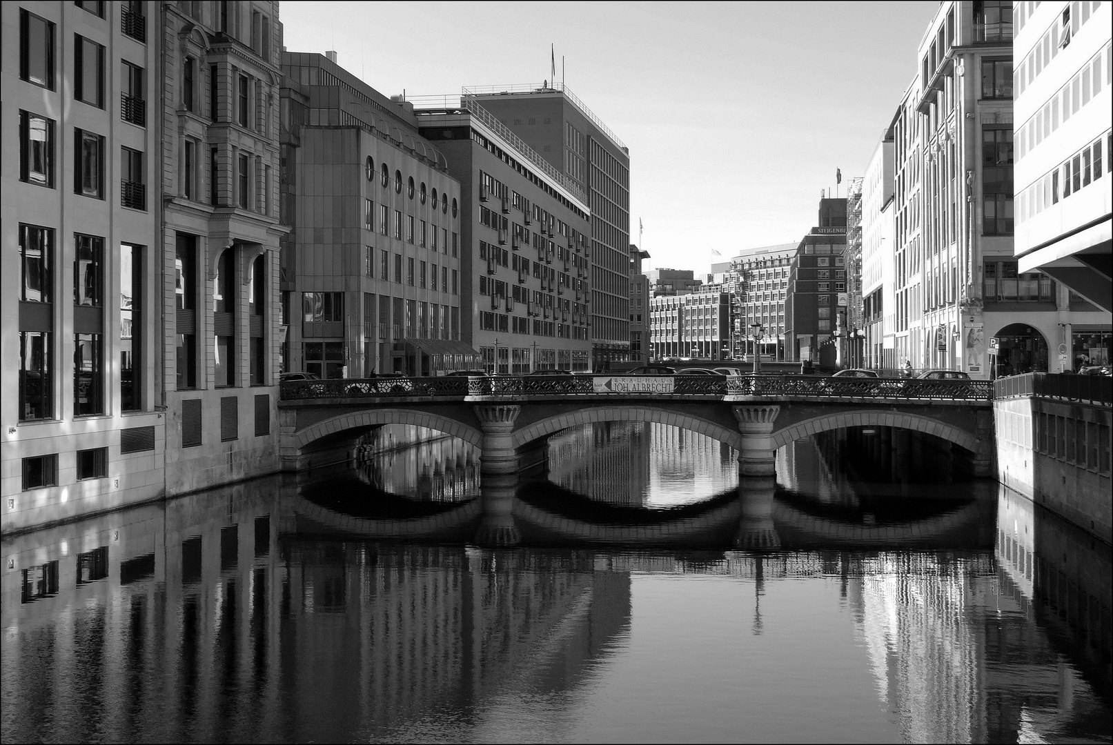 "Hamburg meine Perle"