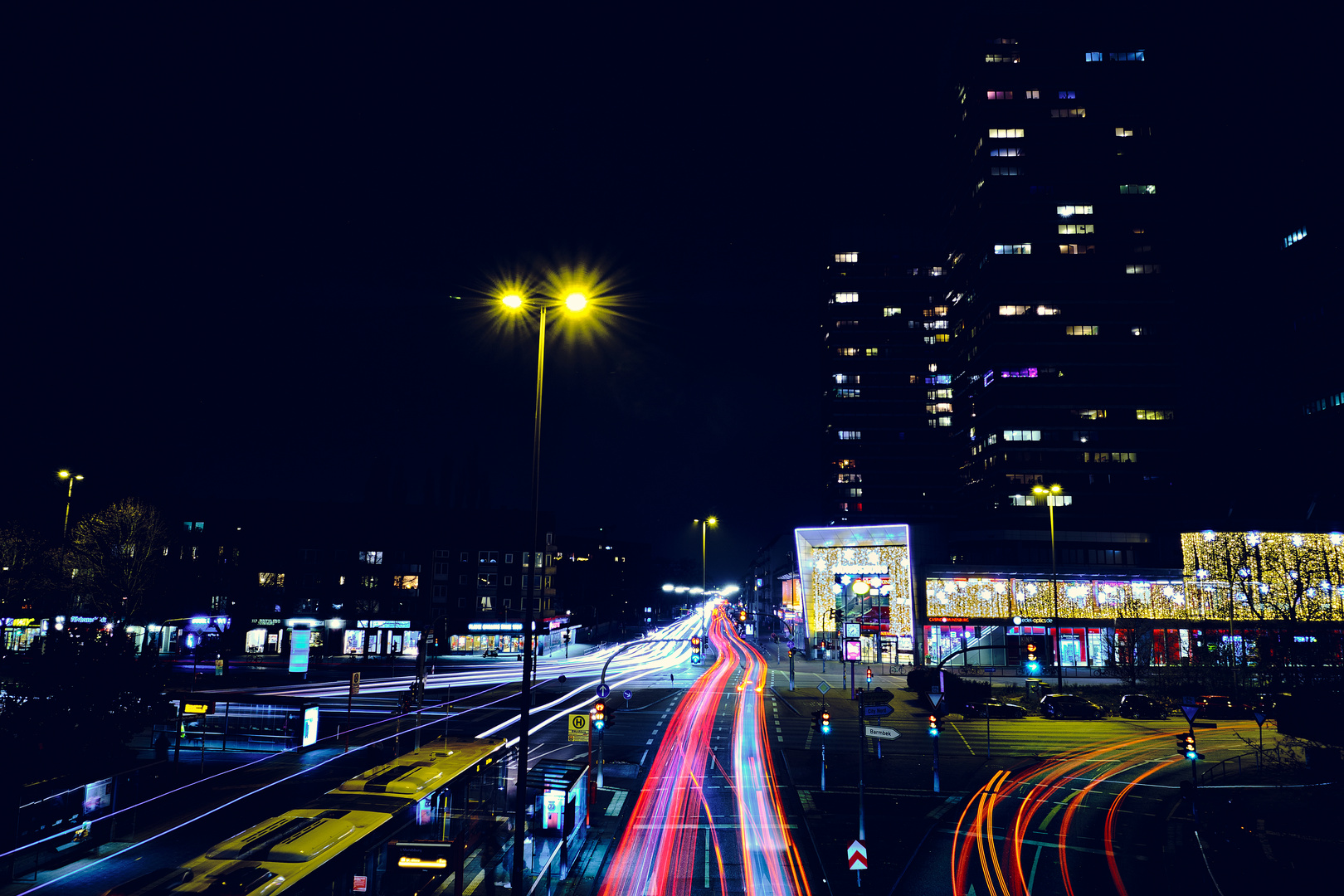 Hamburg-Mundsburg in der Nacht