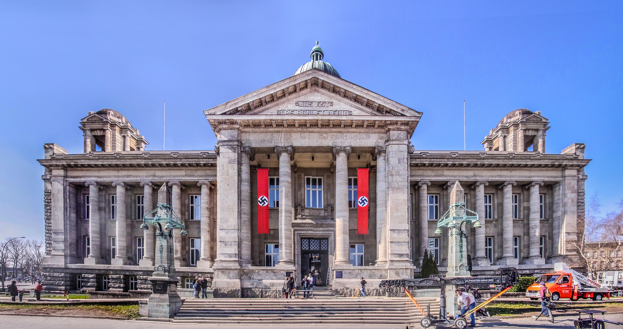 Hamburg Oberlandesgericht mit Hakenkreuz