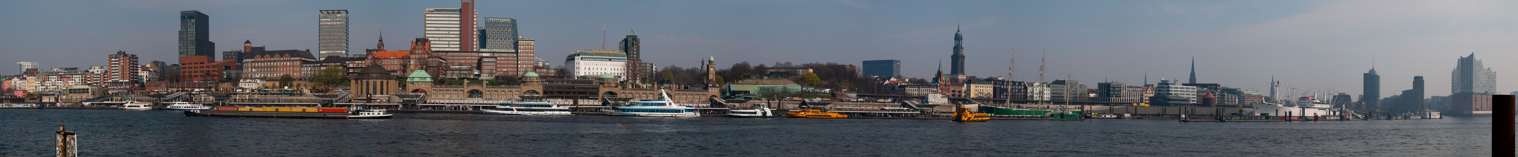 Hamburg Panorama von Steinwerder gesehen