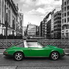 hamburg-porsche-green-black-white