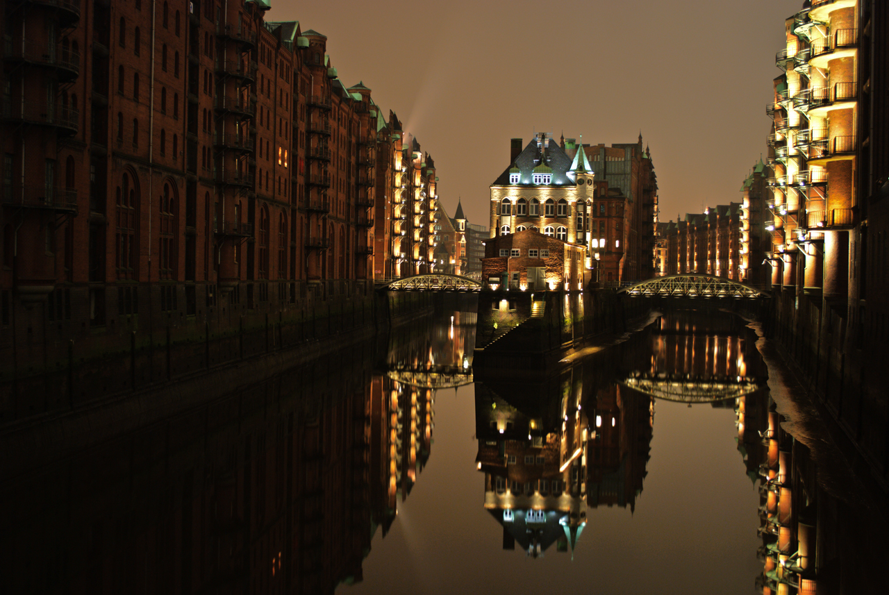 Hamburg Schloss in der Hafencity 2