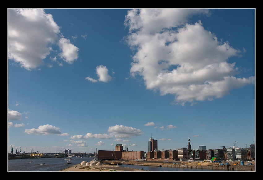 Hamburg Skyline