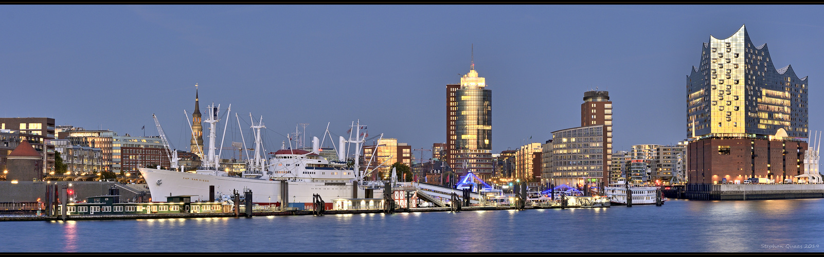 Hamburg Skyline