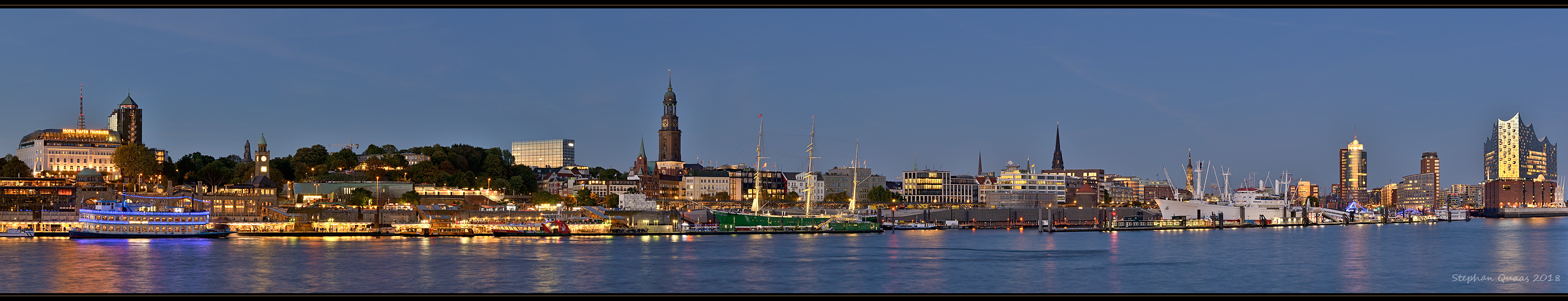 Hamburg Skyline