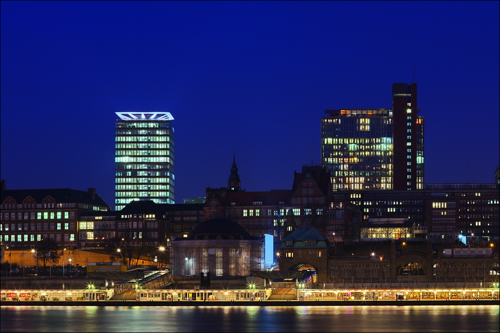 Hamburg Skyline