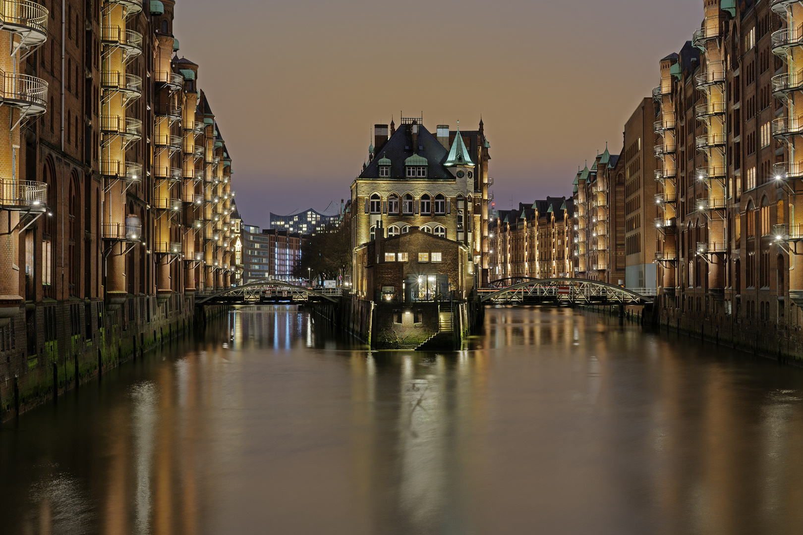 Hamburg, Speicherstadt am Abend