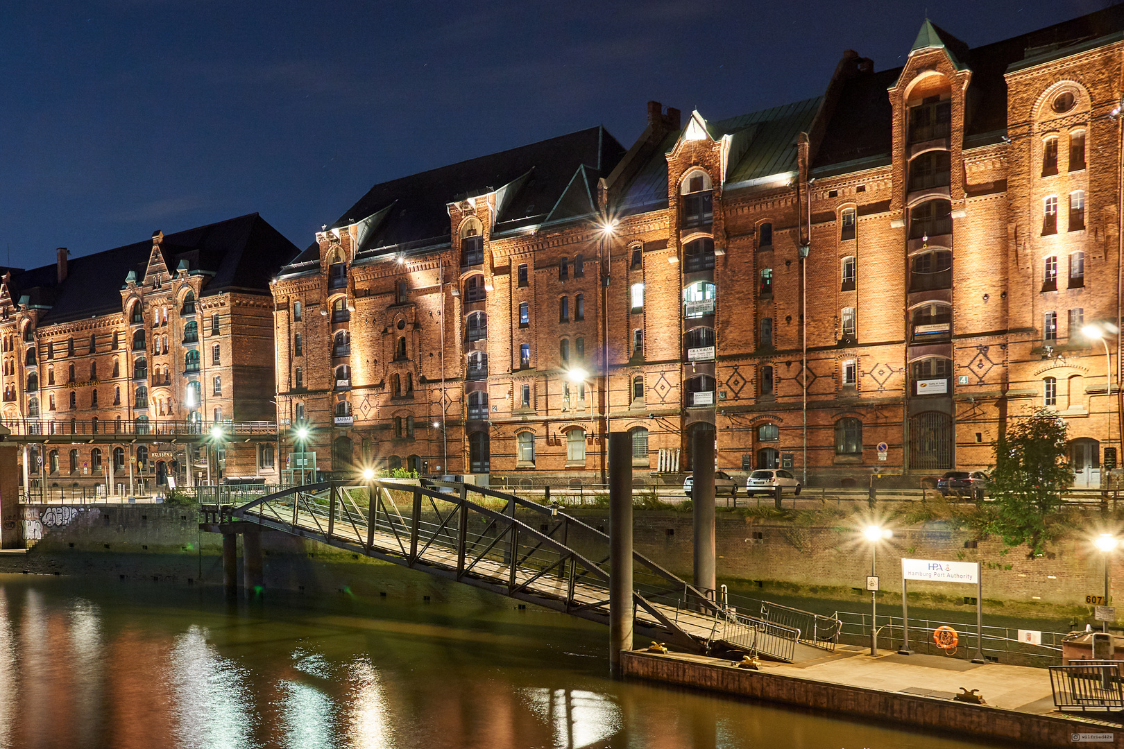 Hamburg-Speicherstadt bei Nacht (auf dem Weg in Hotel)