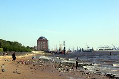 Hamburg Strand bei Ebbe 