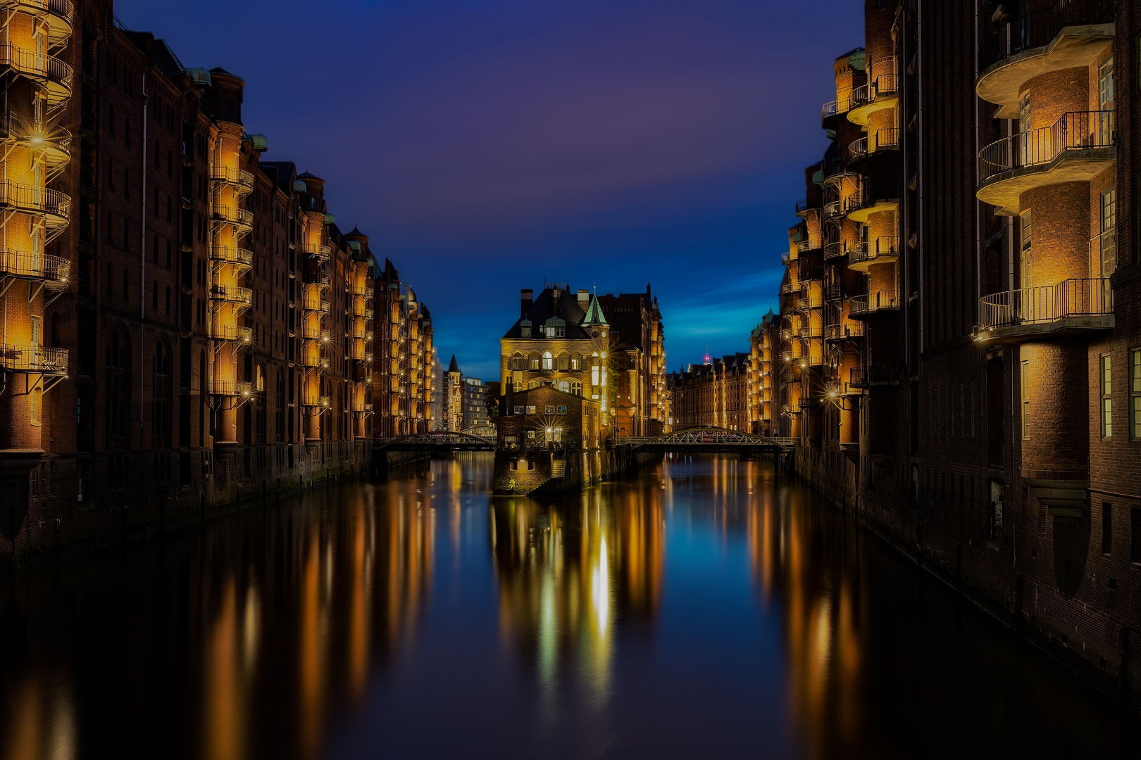 Hamburg Wasserschloss-Speicherstadt -reload-