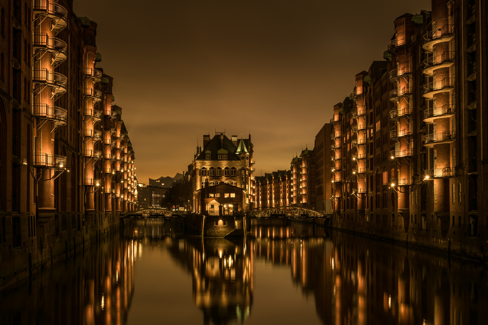 Hamburg Wasserschloss v2