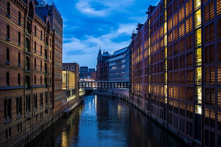 Hamburg zur blauen Stunde