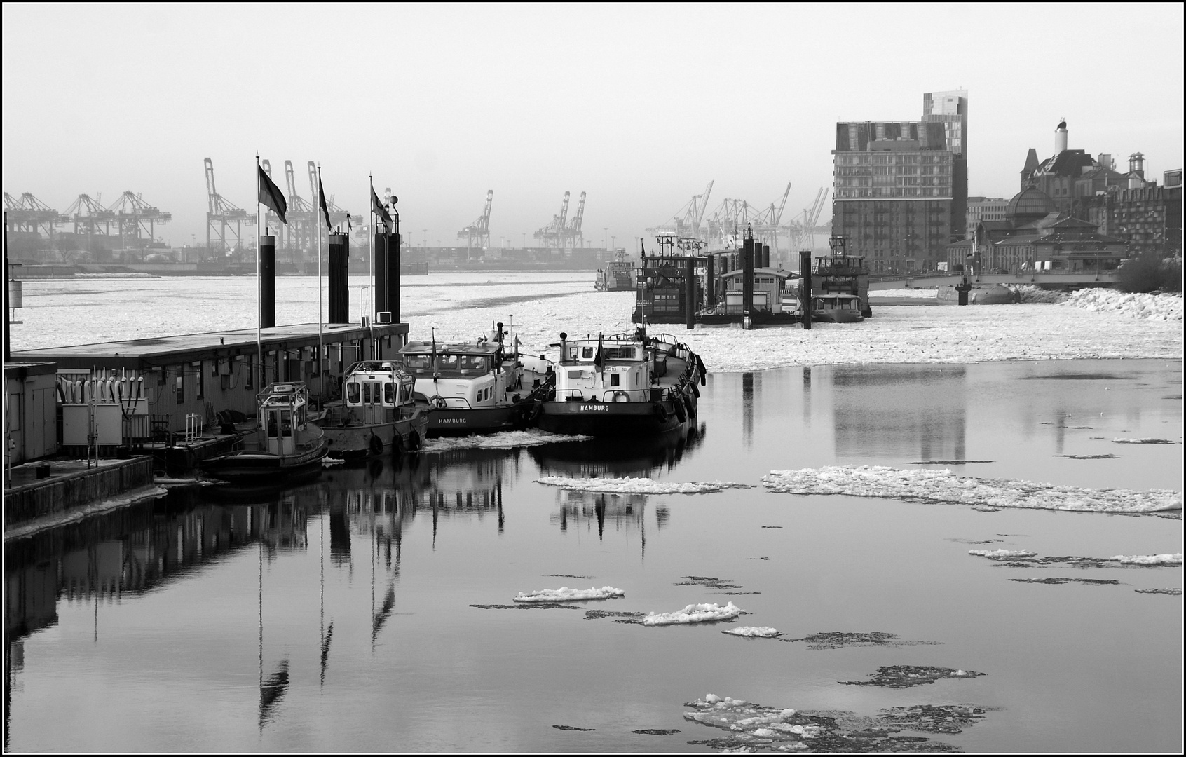 Hamburg...am Tor zur weiten Welt..