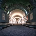 Hamburg_elbtunnel