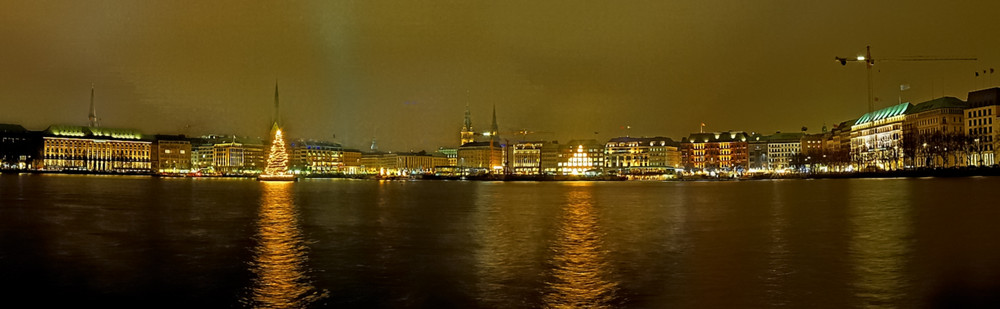 Hamburger Alster im Advent 2008