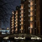 Hamburger Architektur bei Nacht