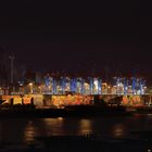 Hamburger Containerhafen bei Nacht