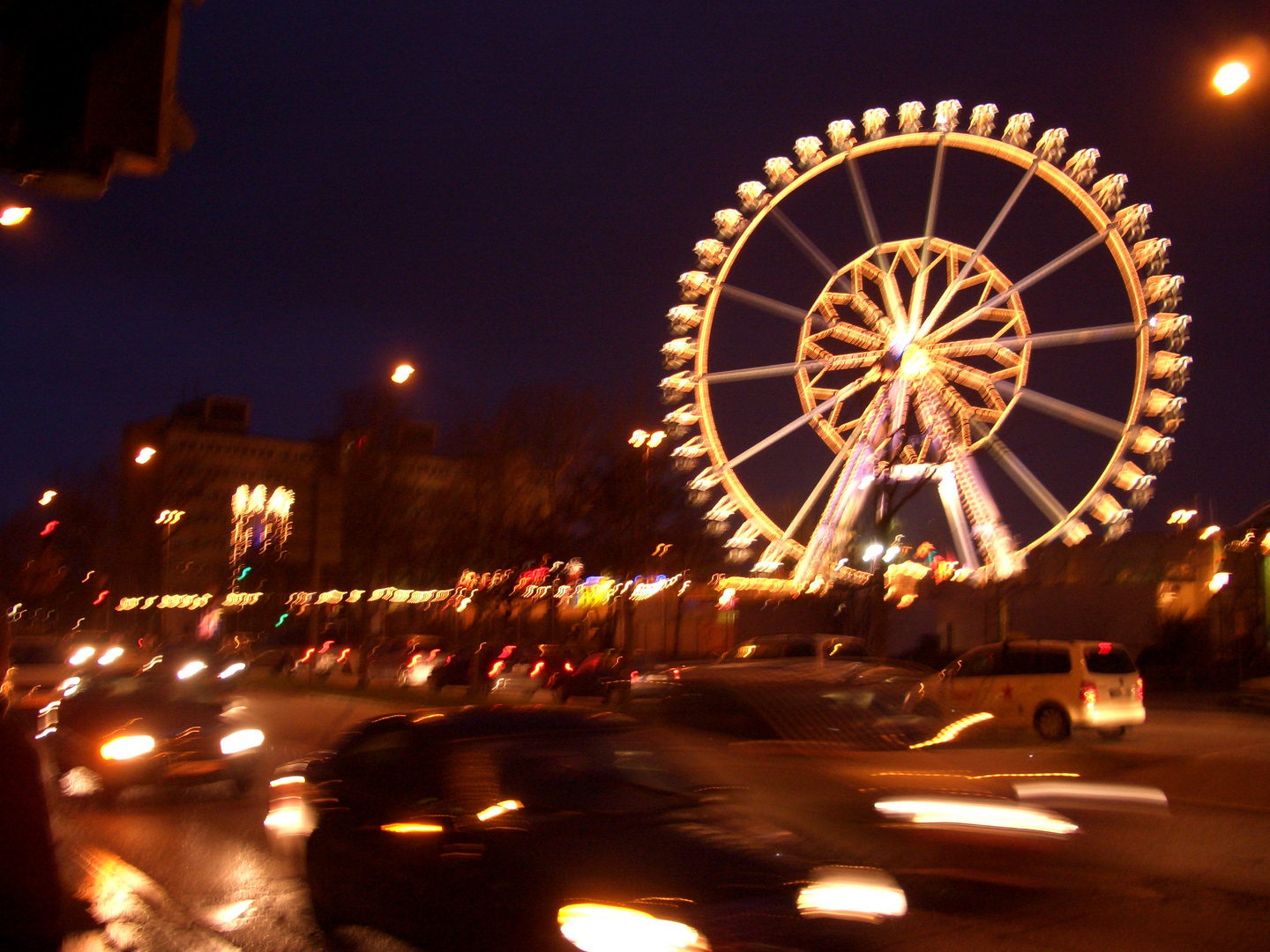 Hamburger Dom bei Nacht