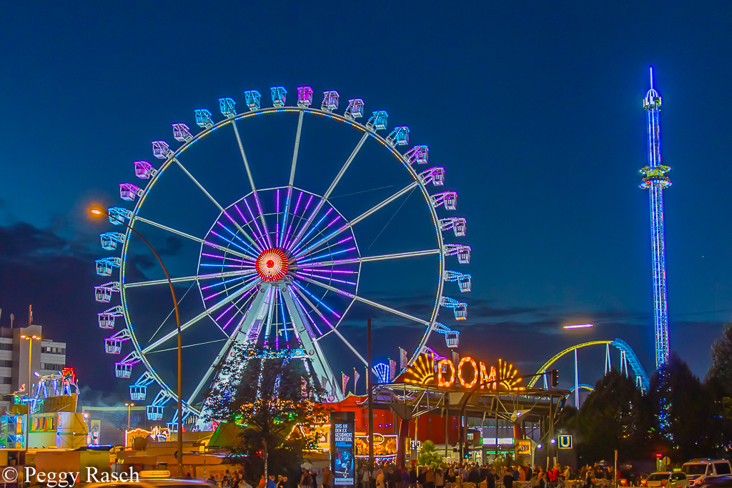 Hamburger Dom bei Nacht