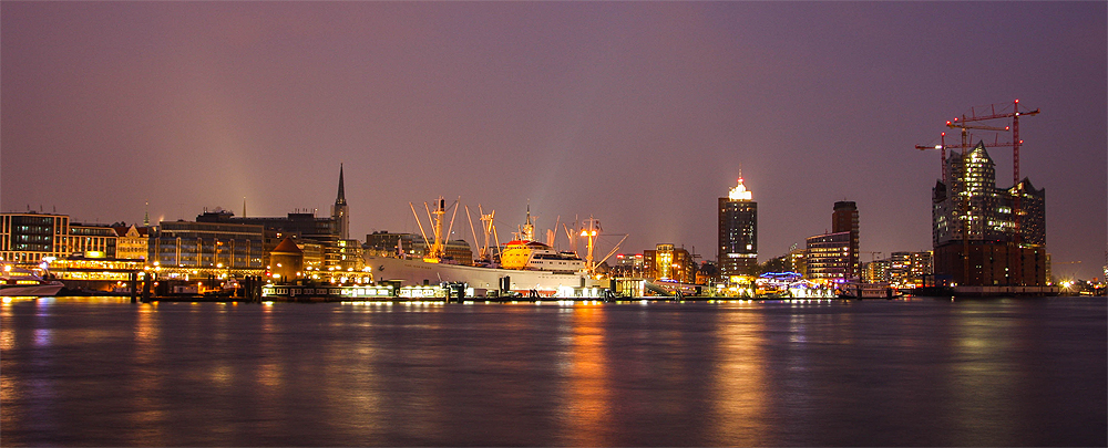 Hamburger Hafen (14.04.2012)