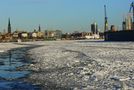 Hamburger Hafen----------------------.: by maritimes 