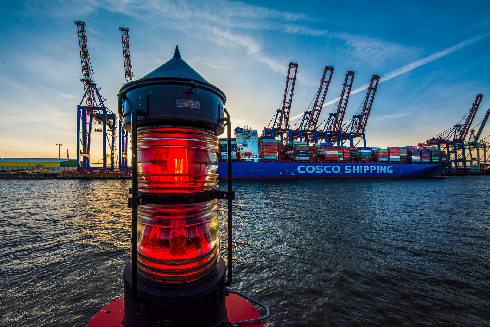 Hamburger HAfen am abend