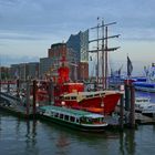 Hamburger Hafen am Abend