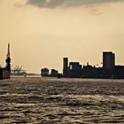 Hamburger Hafen am Abend