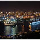 Hamburger Hafen bei Nacht (2)