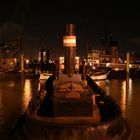 Hamburger Hafen bei Nacht